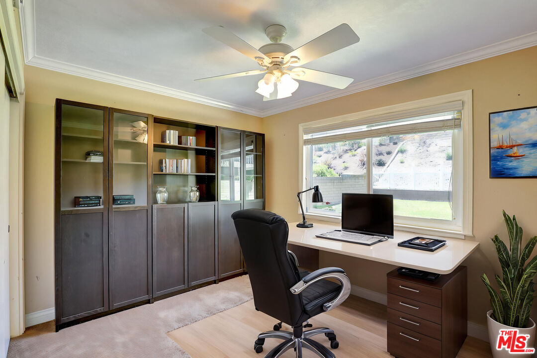 Gallery Image 7