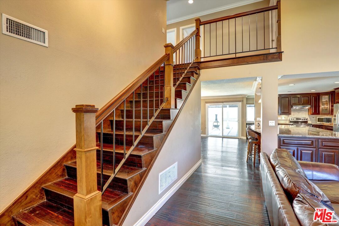 23442 Wagon Trail Road Diamond Bar, CA 91765 - Photo 9 of 46 Gallery Image 9
