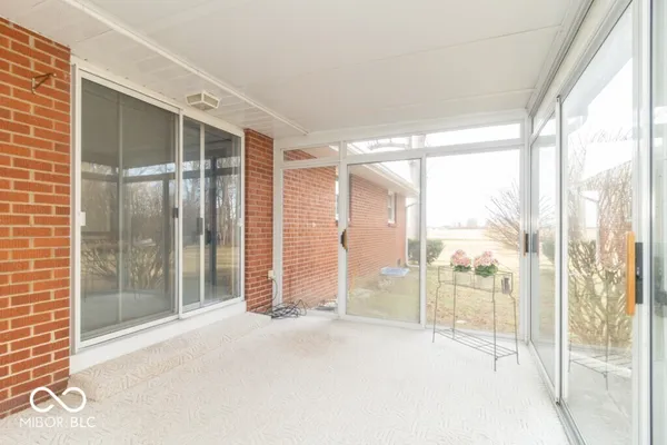 $325,000 | 1956 West Us Highway, Middletown, IN 47356