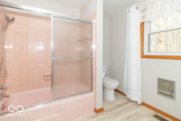 $325,000 | 1956 West Us Highway, Middletown, IN 47356