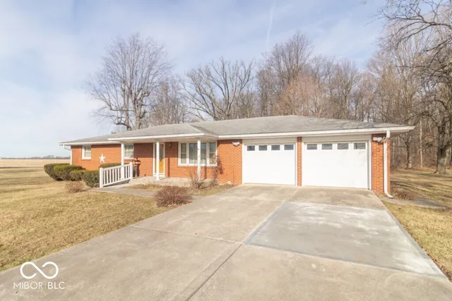 $329,900 | 1956 West Us Highway, Middletown, IN 47356