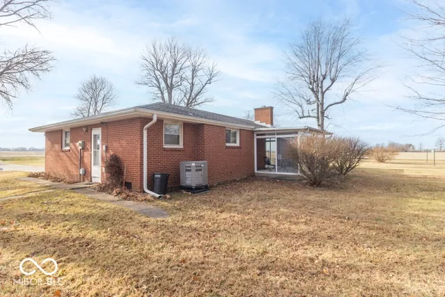 $329,900 | 1956 West Us Highway, Middletown, IN 47356