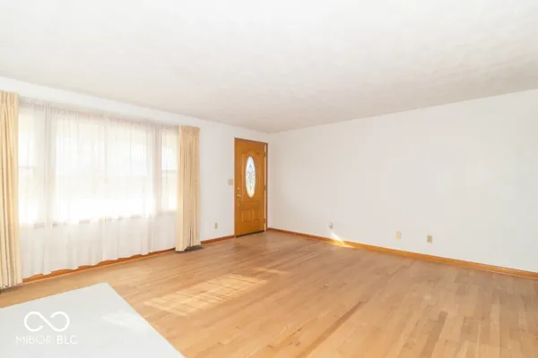 $325,000 | 1956 West Us Highway, Middletown, IN 47356