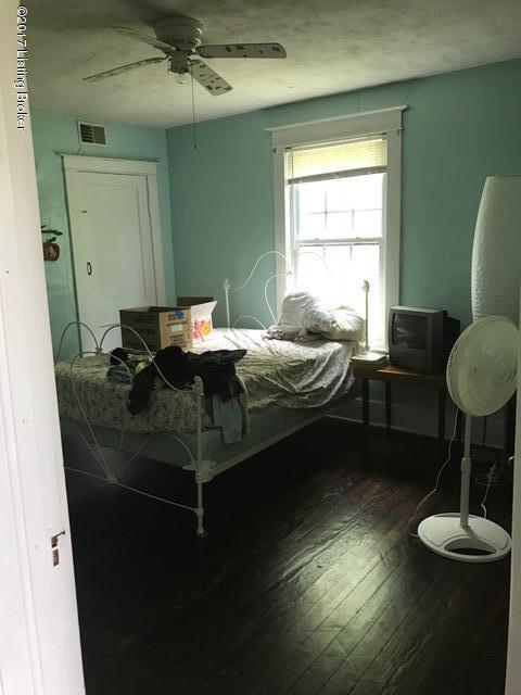 7661 Plum Run Road Bloomfield, KY 40008 - Photo 17 of 41 Room 4