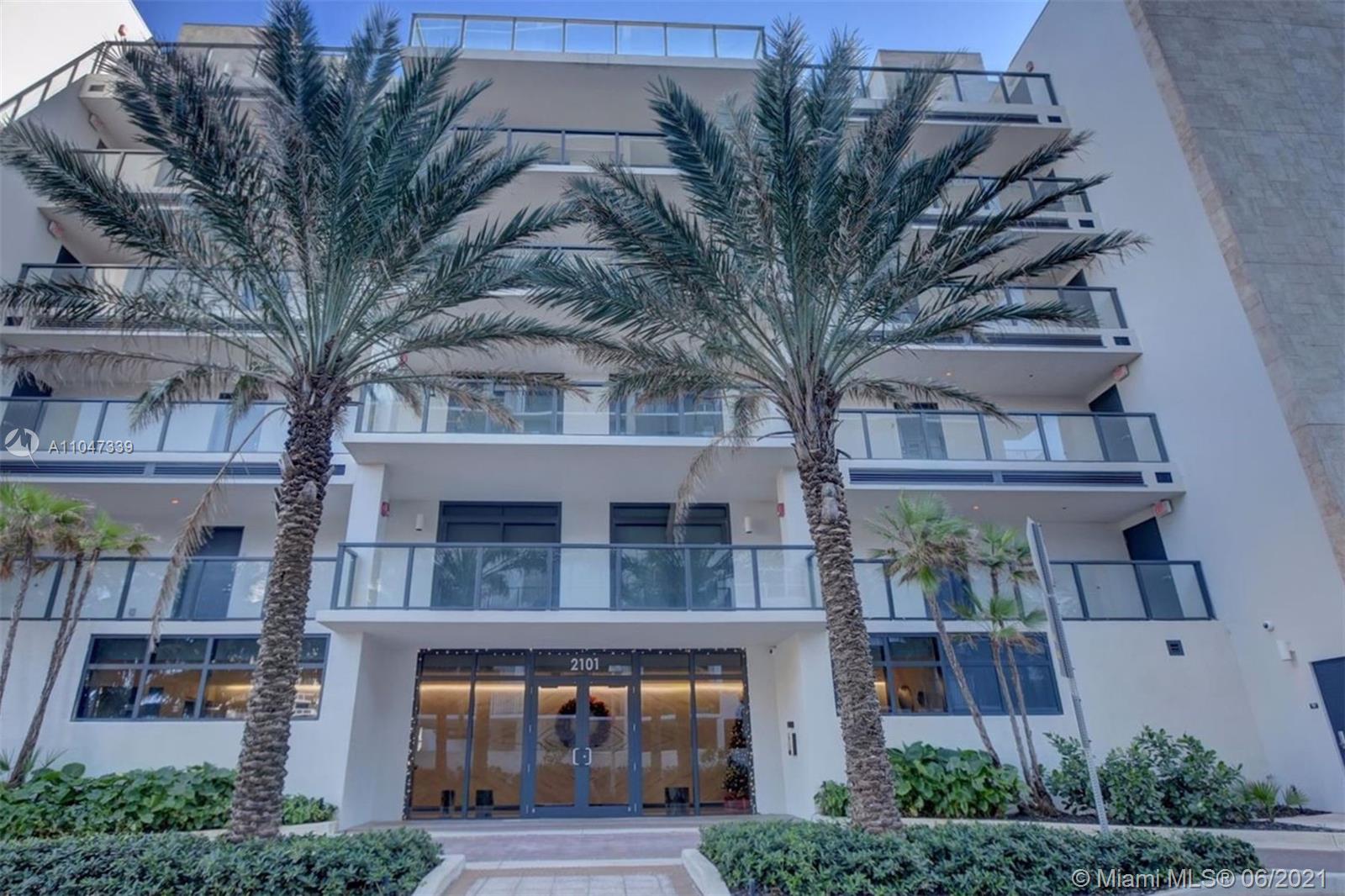 2101 South Surf Road, Unit PHD Hollywood, FL 33019 - Photo 4 of 32 Gallery Image 4
