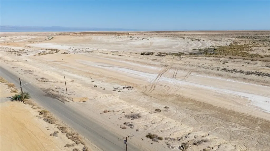 0 Crystal Thermal, CA 92274 - Photo 11 of 12 a view of beach and ocean