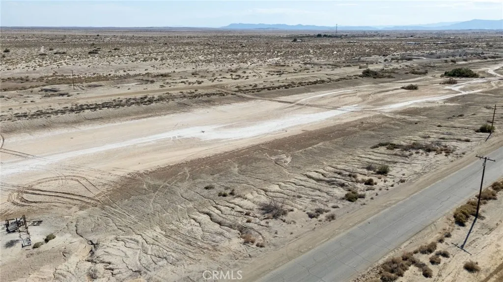 0 Crystal Thermal, CA 92274 - Photo 4 of 12 a view of beach and ocean