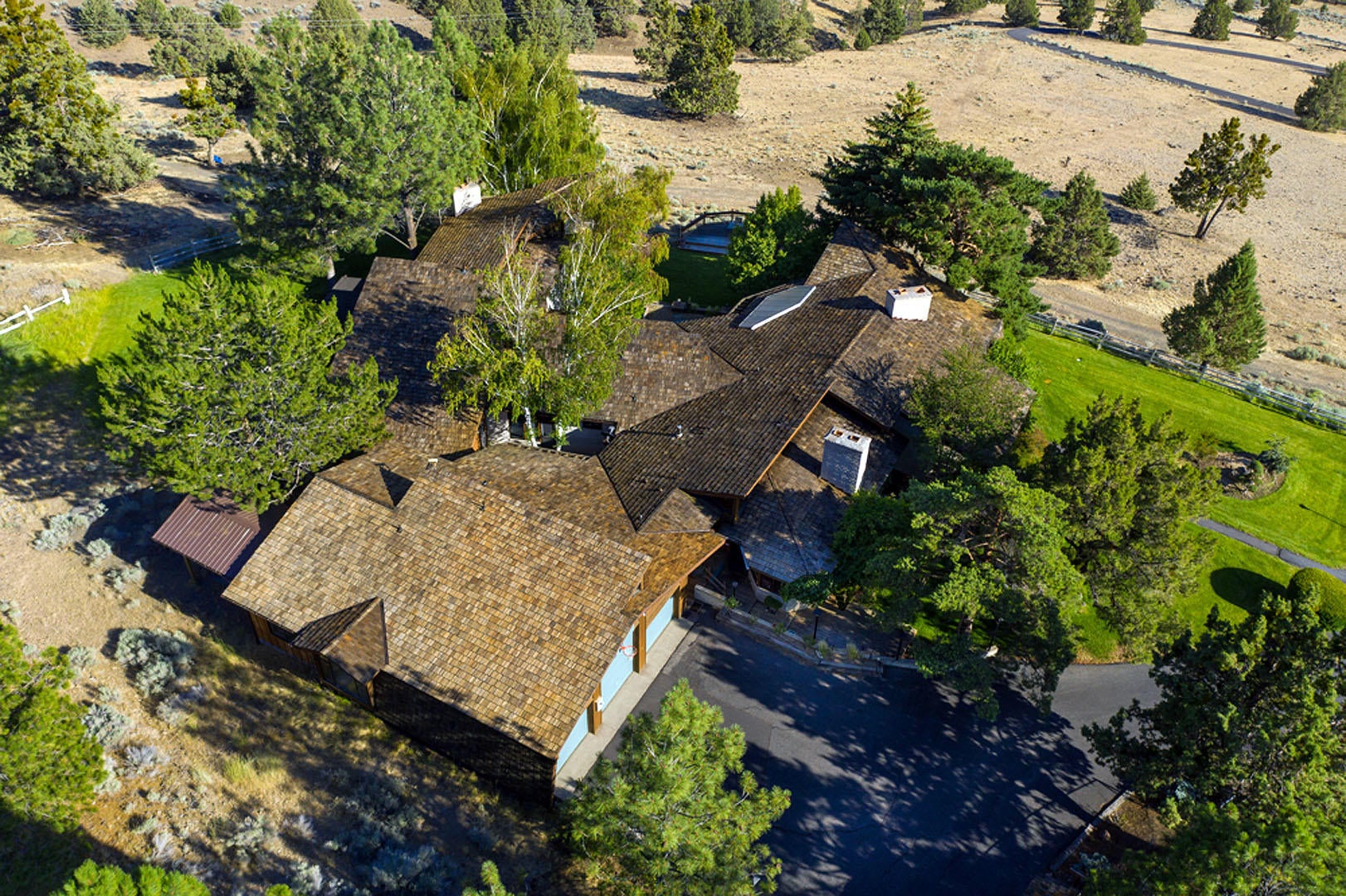 16667 Hill Road Klamath Falls, OR 97603 - Photo 14 of 113 16667HillRd-14