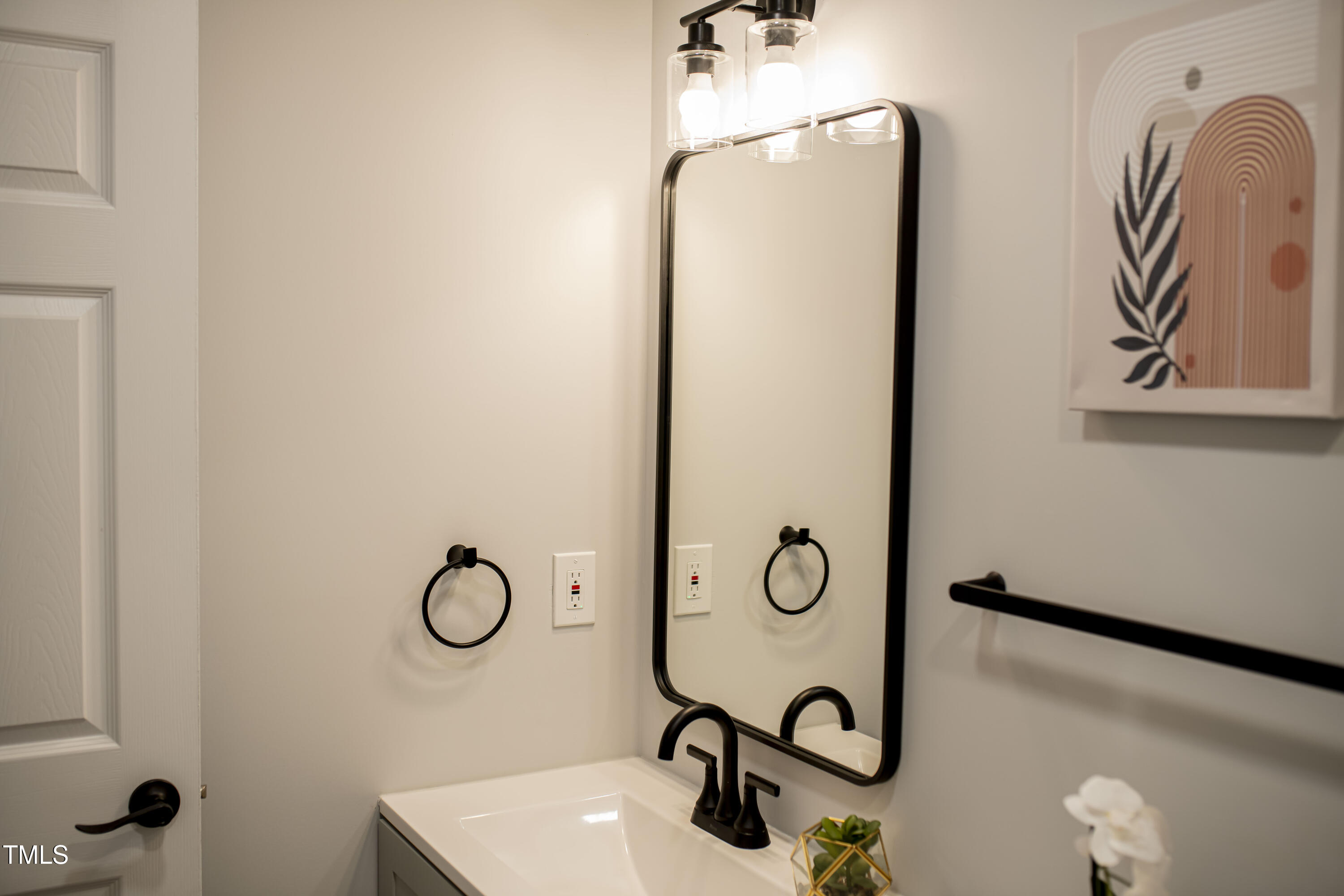 5845 Farmwell Road Raleigh, NC 27604 - Photo 10 of 17 DSC_1580