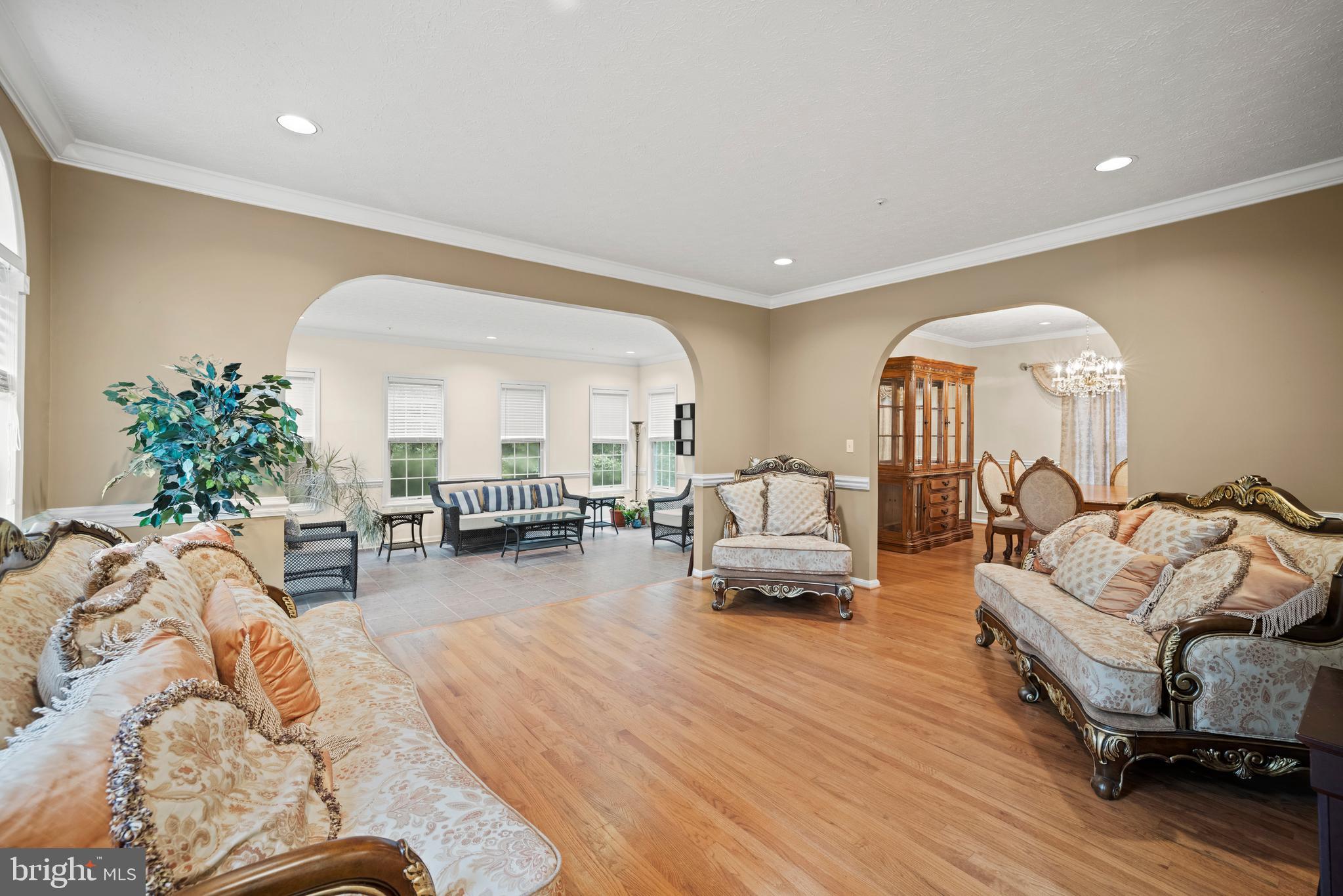 16035 Accolawn Road Accokeek, MD 20607 - Photo 9 of 67 Living Room & Sunroom