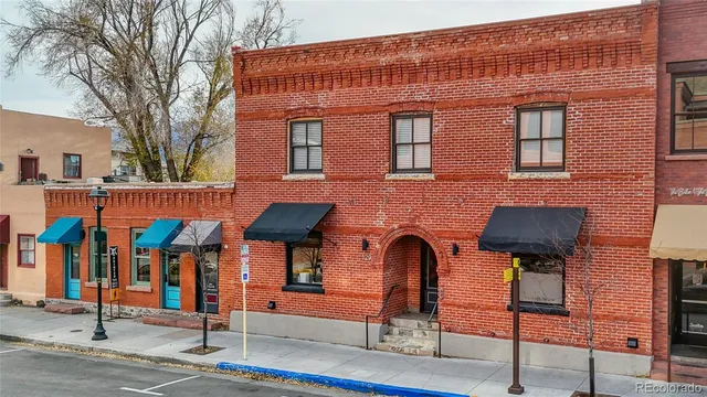 a front view of multiple houses