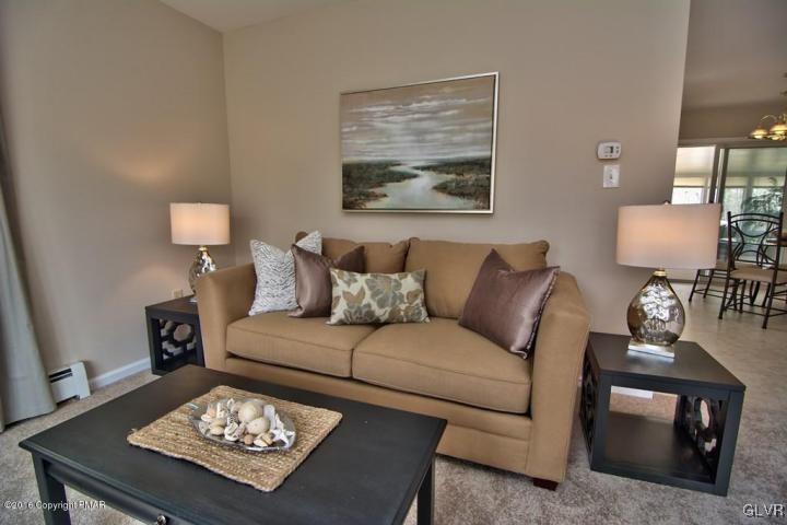 579 Snowflake Court Bushkill, PA 18324 - Photo 11 of 30