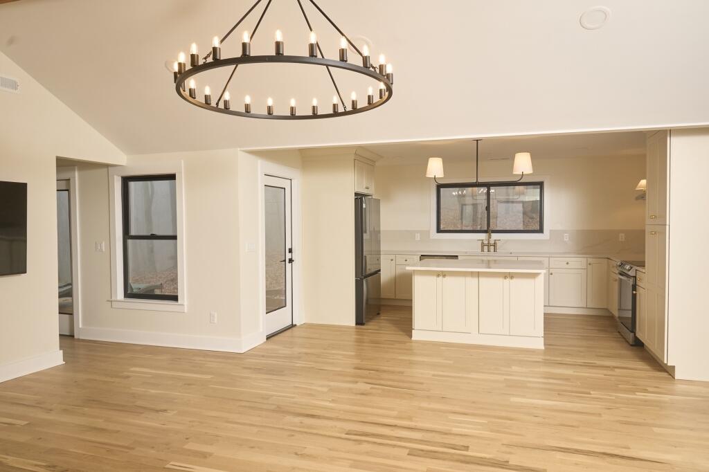 1161 Ridgeway Avenue Signal Mountain, TN 37377 - Photo 1 of 53 01-Photo 1