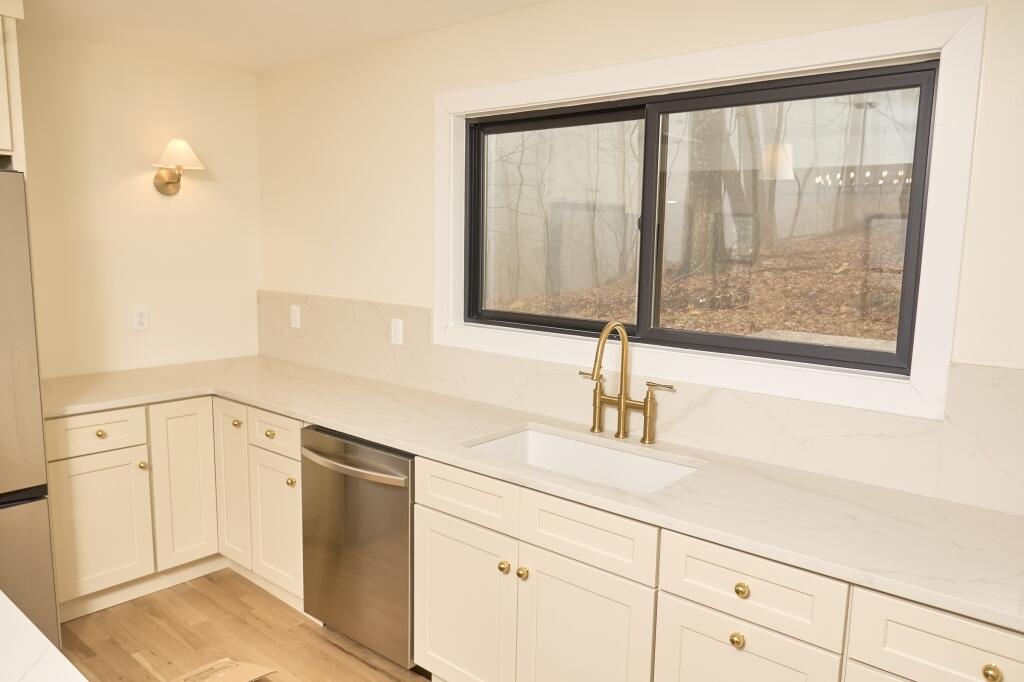 1161 Ridgeway Avenue Signal Mountain, TN 37377 - Photo 11 of 53 11-Photo 11