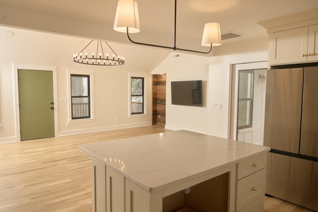 1161 Ridgeway Avenue Signal Mountain, TN 37377 - Photo 5 of 53 05-Photo 5