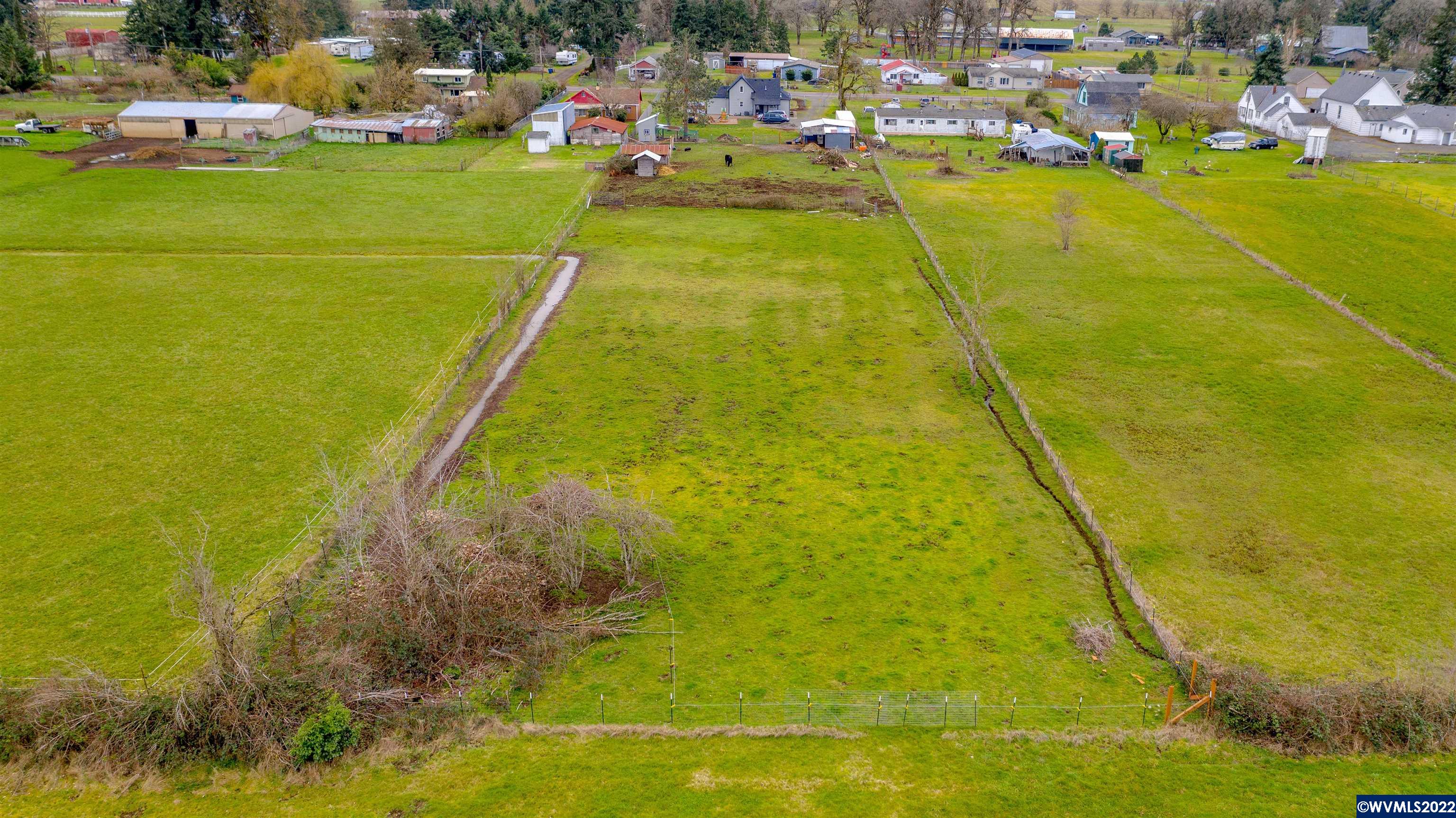 6067 Stayton Road Southeast Turner, OR 97392 - Photo 6 of 31 a view of an outdoor space pool patio and lake view