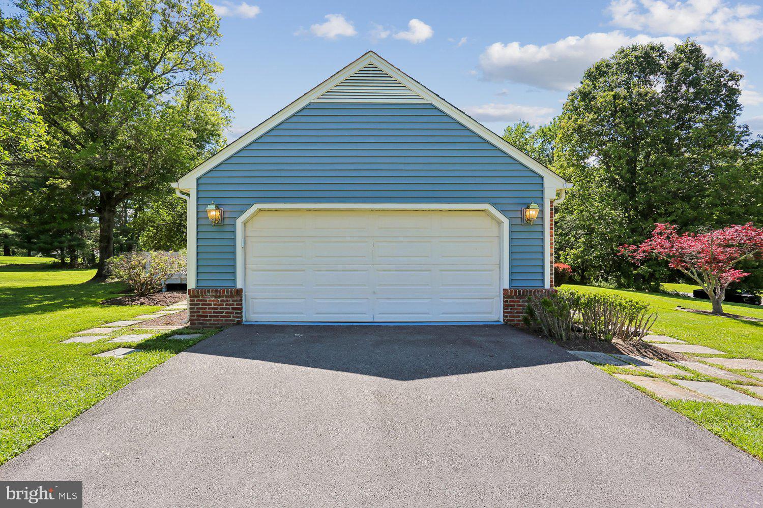 20920 Sunnyacres Road Gaithersburg, MD 20882 - Photo 54 of 64 Driveway (attached two-garage garage