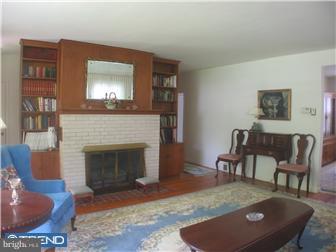 236 West Rose Valley Road Wallingford, PA 19086 - Photo 4 of 10 Gallery Image 4