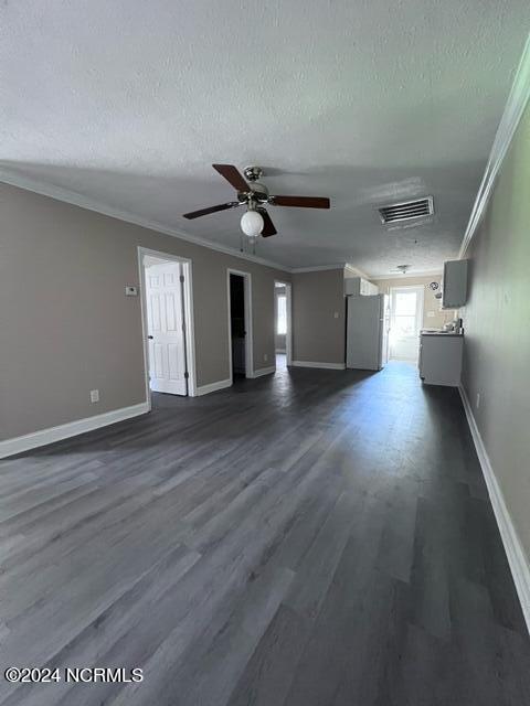 2 Joann Drive, Unit 5 Havelock, NC 28532 - Photo 2 of 16 image28