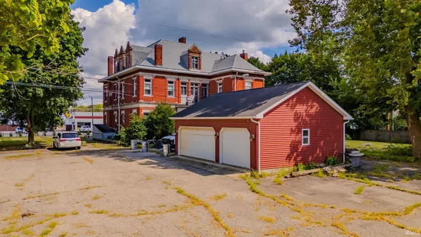 $440,000 | 908 South Washington Street, Marion, IN 46953