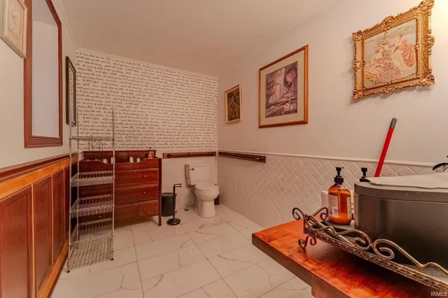 $440,000 | 908 South Washington Street, Marion, IN 46953