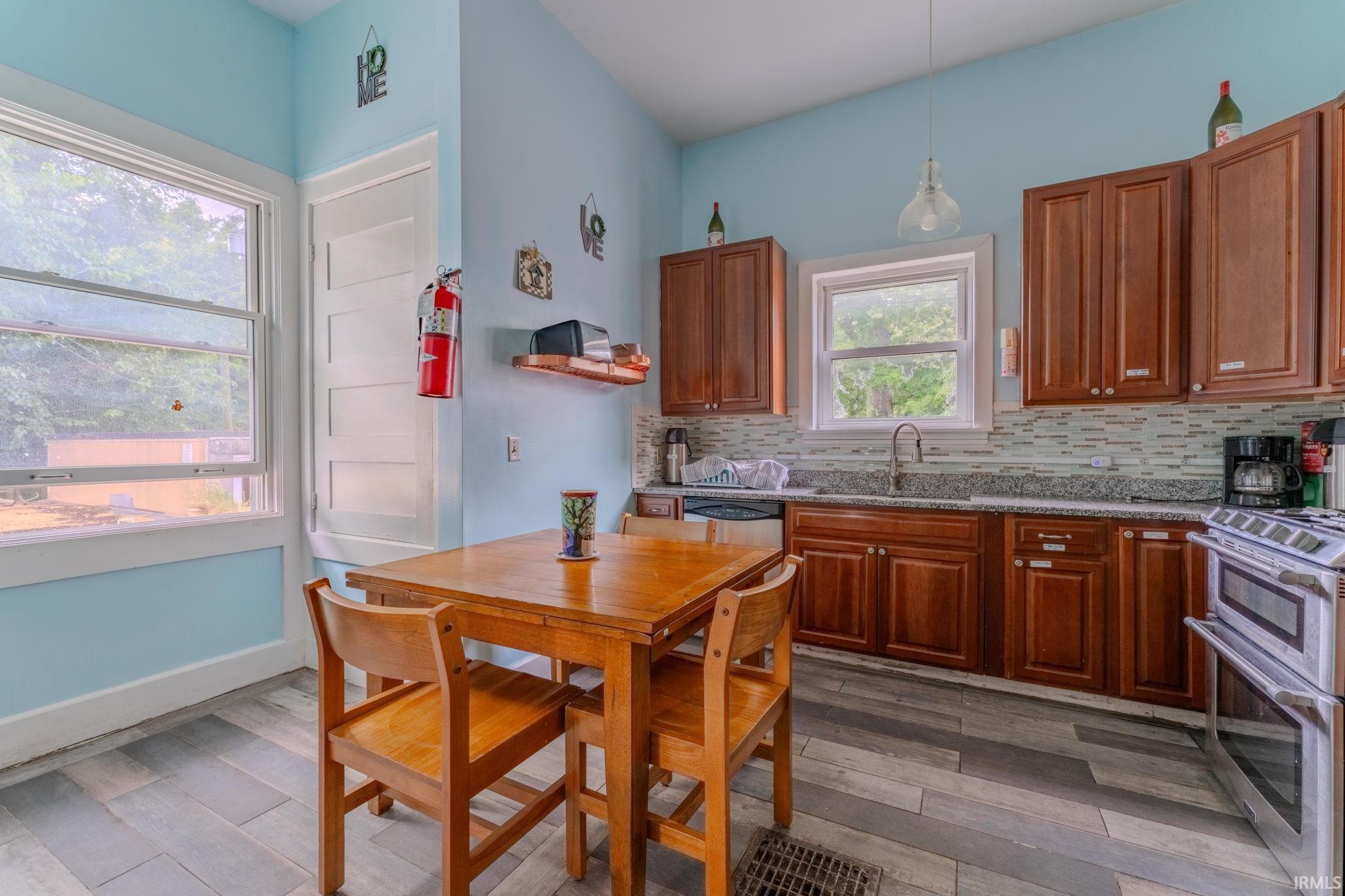 908 South Washington Street Marion, IN 46953 - Photo 5 of 35