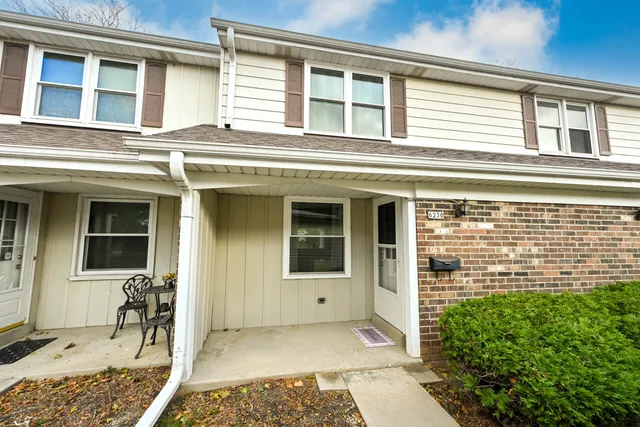 $210,000 | 6230 West College Avenue, Greendale, WI 53129