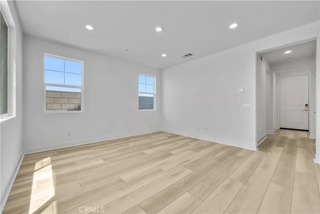 $4,000 | 4248 South Heather Privado, Ontario, CA 91761