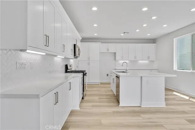 $4,000 | 4248 South Heather Privado, Ontario, CA 91761