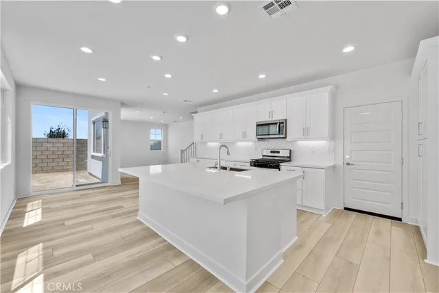 $4,000 | 4248 South Heather Privado, Ontario, CA 91761