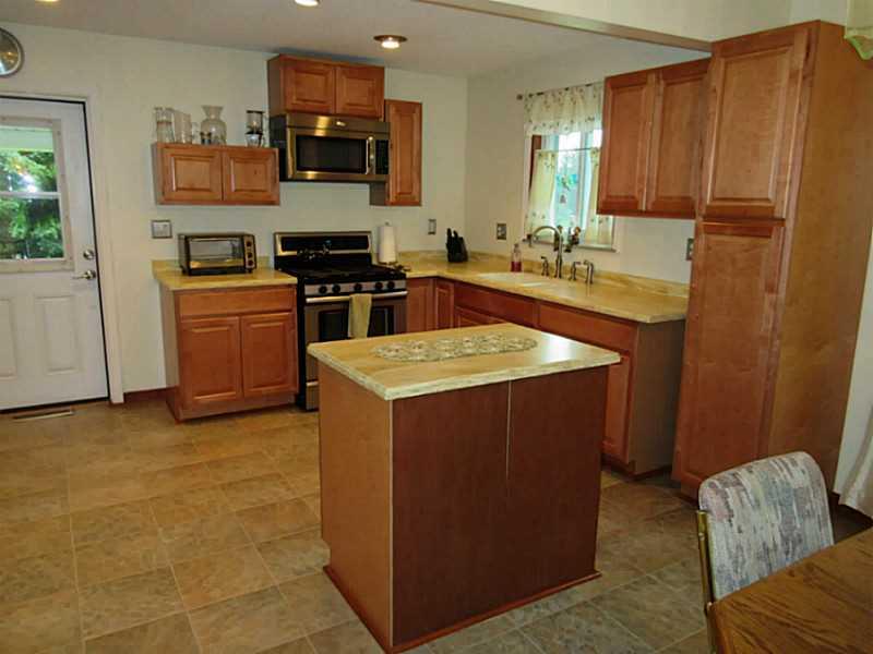 Kitchen. 