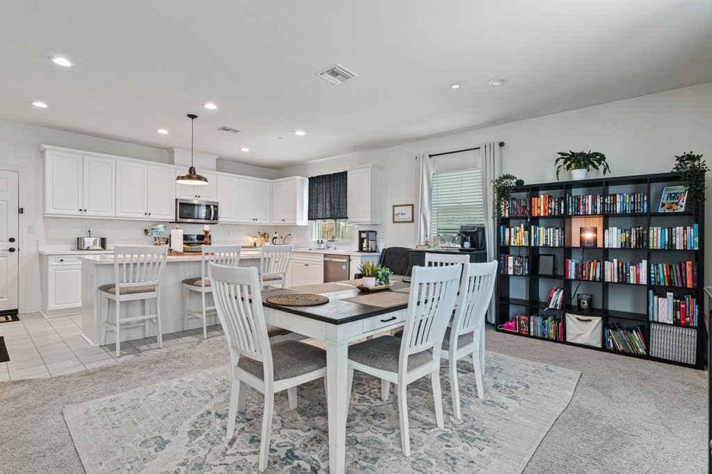 9681 Bonsai Lane Riverside, CA 92508 - Photo 11 of 46