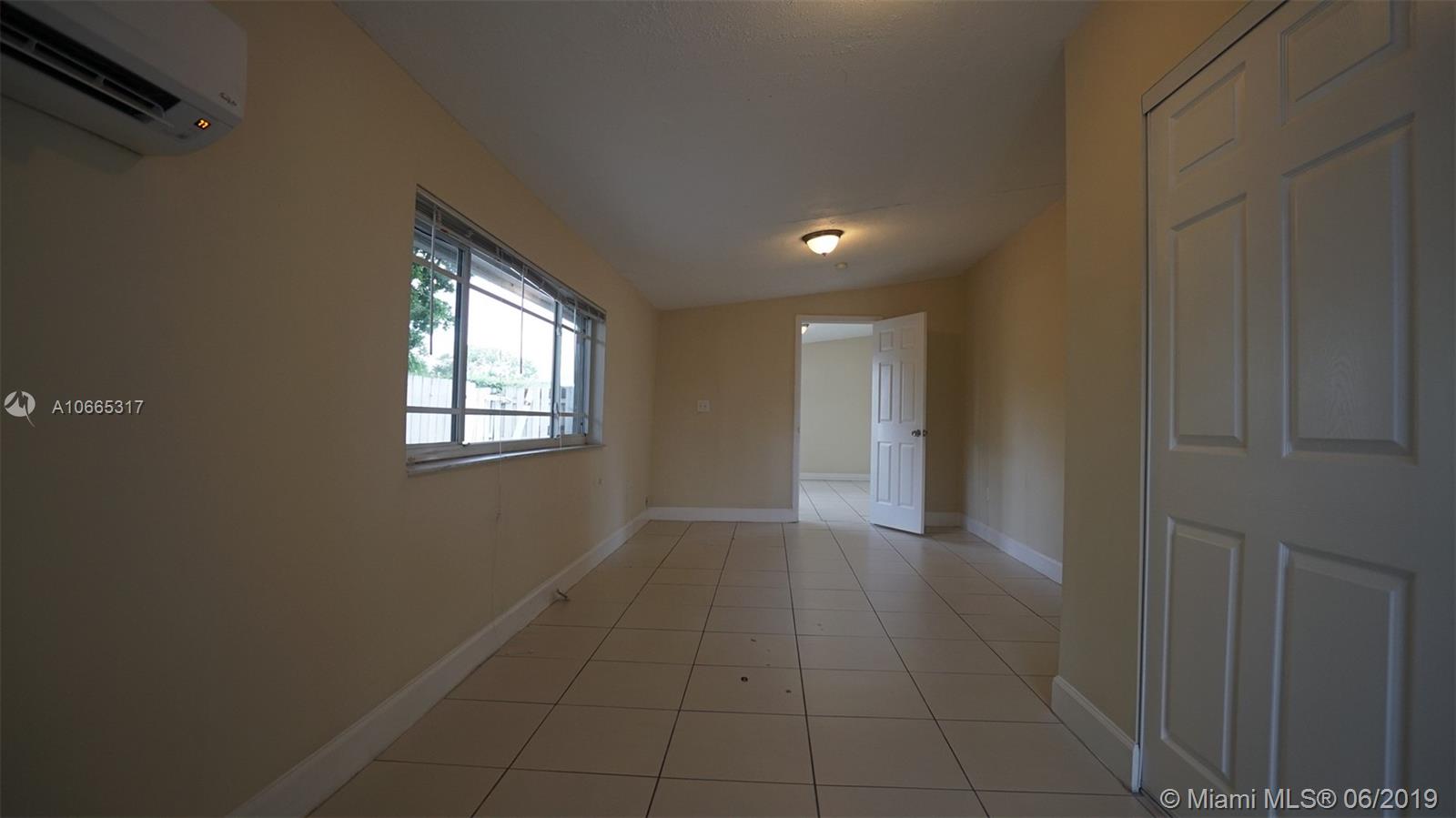 9011 Southwest 20th Street Miami, FL 33165 - Photo 21 of 30