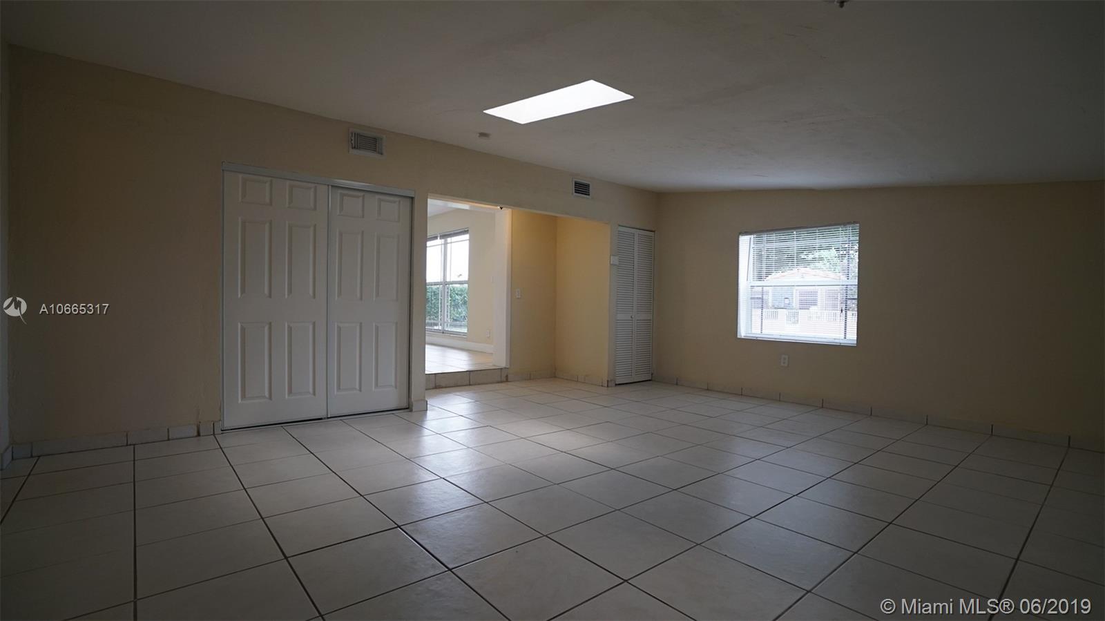 9011 Southwest 20th Street Miami, FL 33165 - Photo 22 of 30