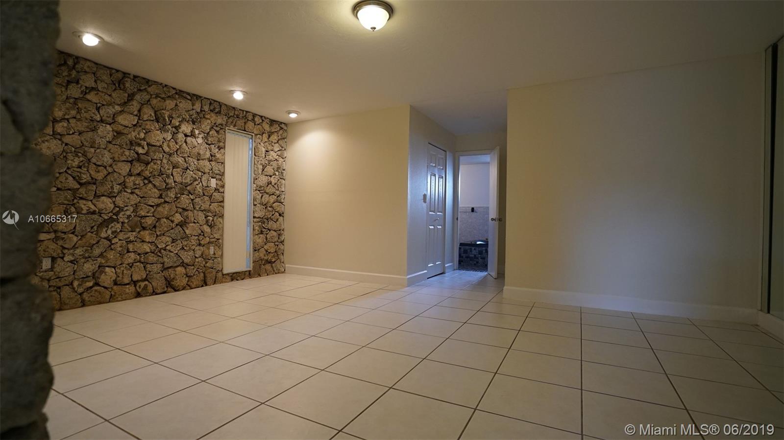 9011 Southwest 20th Street Miami, FL 33165 - Photo 23 of 30