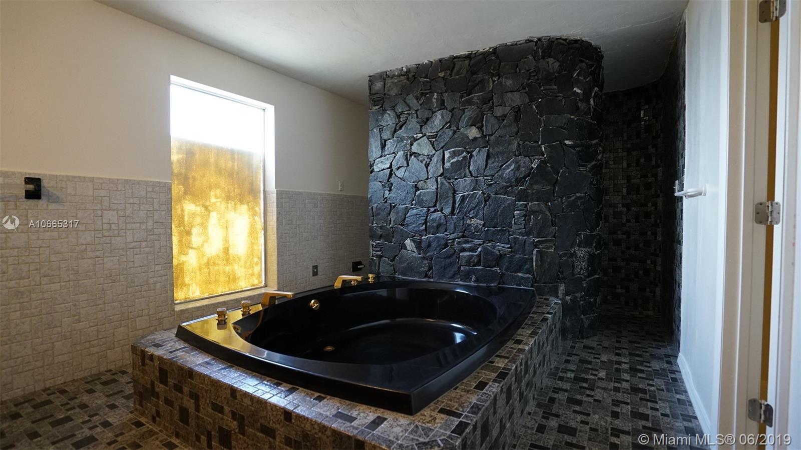 9011 Southwest 20th Street Miami, FL 33165 - Photo 26 of 30