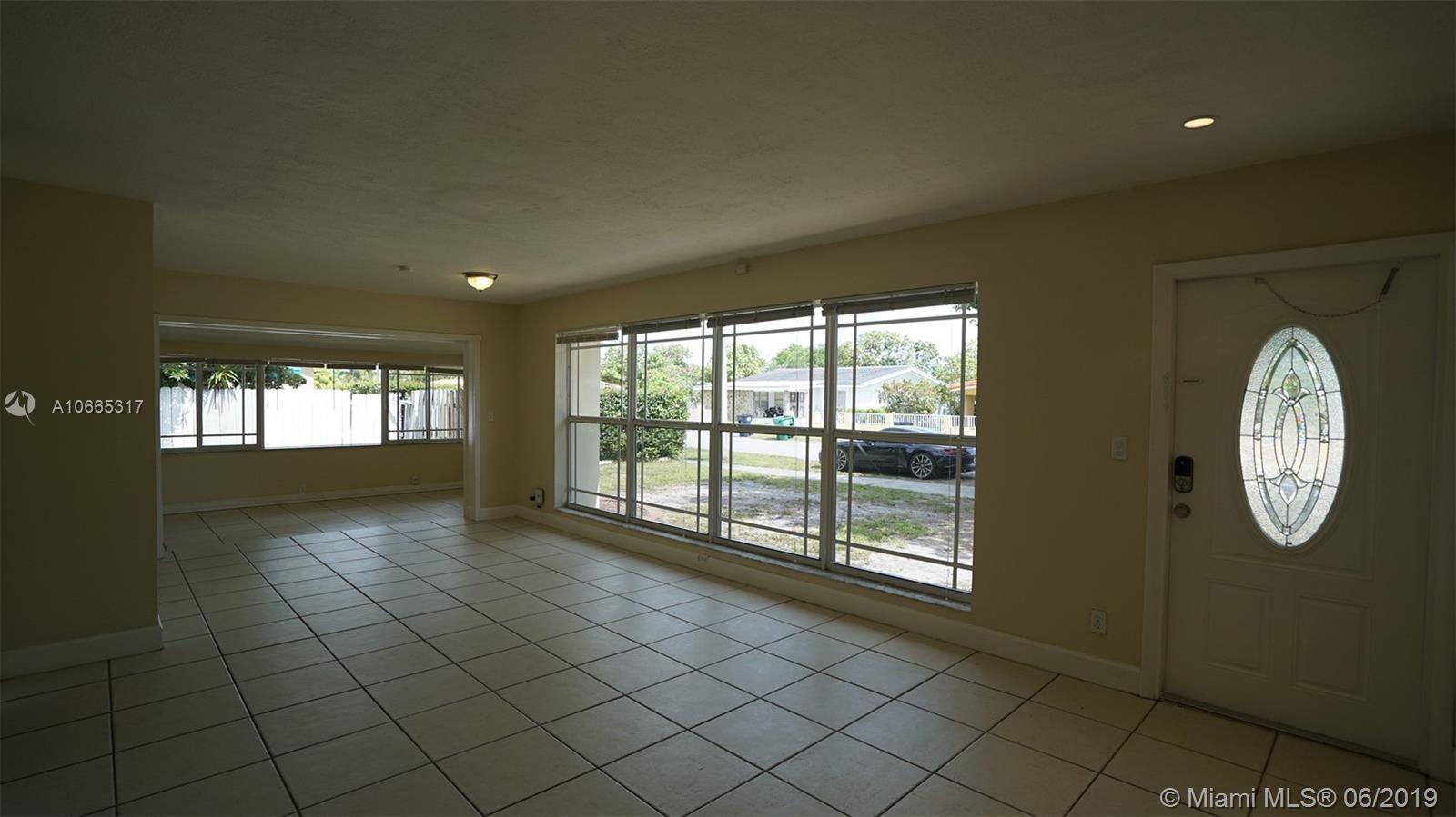 9011 Southwest 20th Street Miami, FL 33165 - Photo 5 of 30