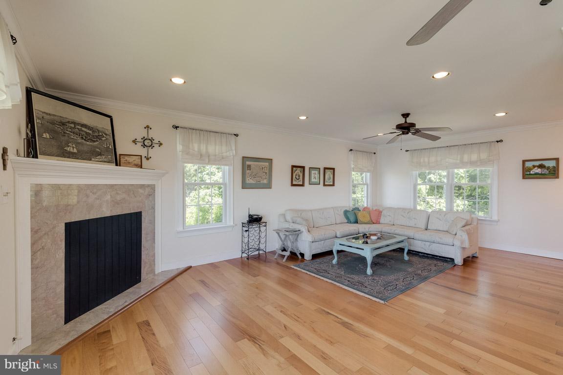 134 Sea Shell Lane Lancaster, VA 22503 - Photo 5 of 30 Family Room