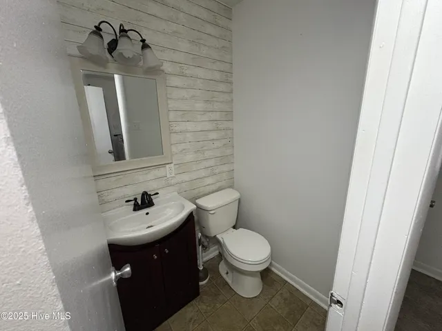 $210,000 | 11760 Azalea Drive, Laurinburg, NC 28352