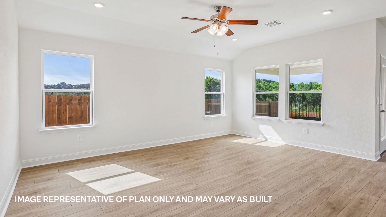 285 Rivers Edge Drive Georgetown, TX 78628 - Photo 5 of 34