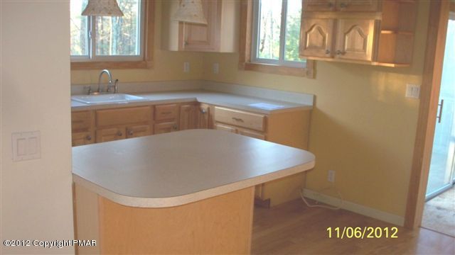 121 Rhododendron Lane Milford, PA 18337 - Photo 5 of 7