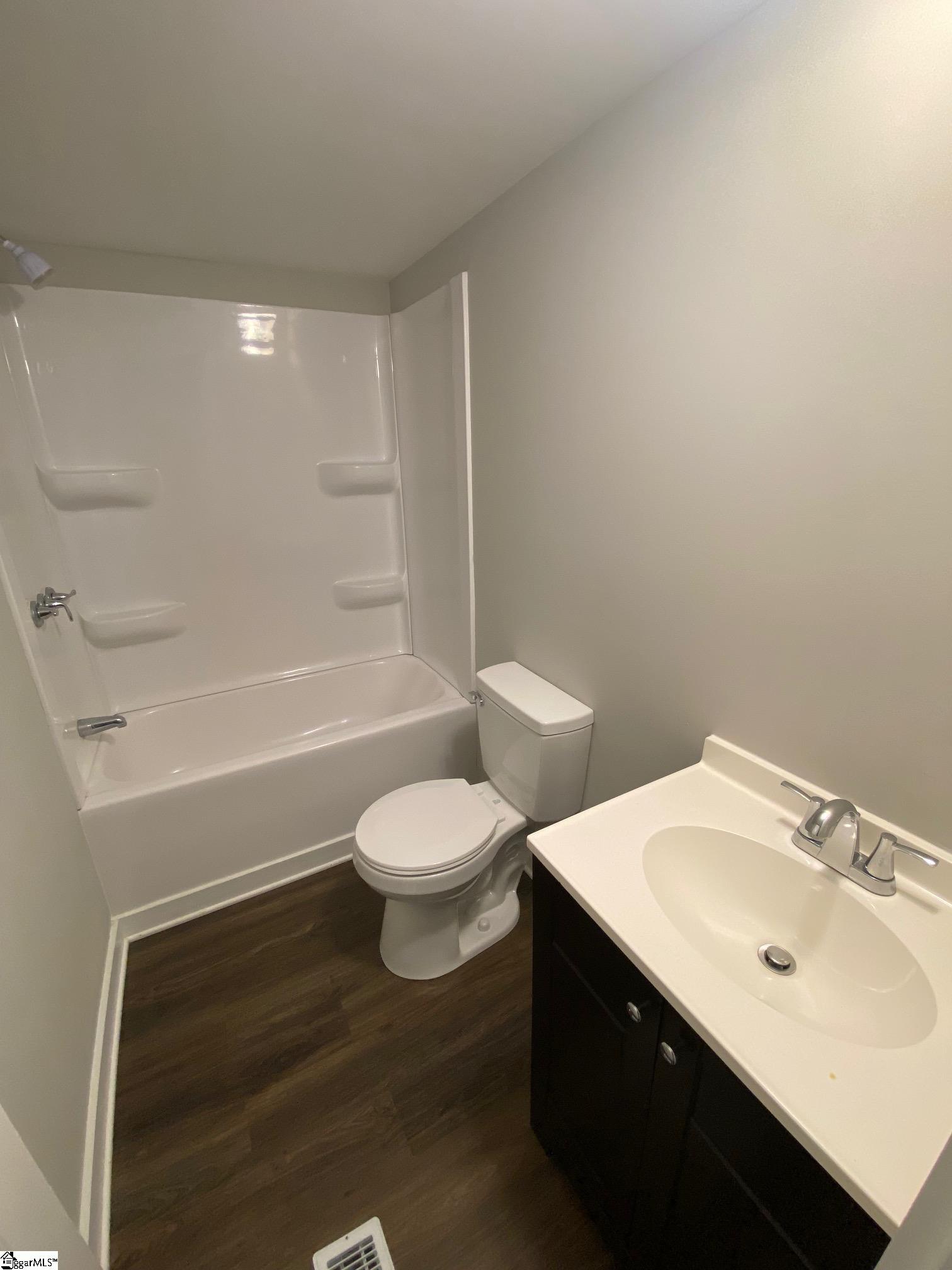 560 Carousel Road Gray Court, SC 29645 - Photo 24 of 39