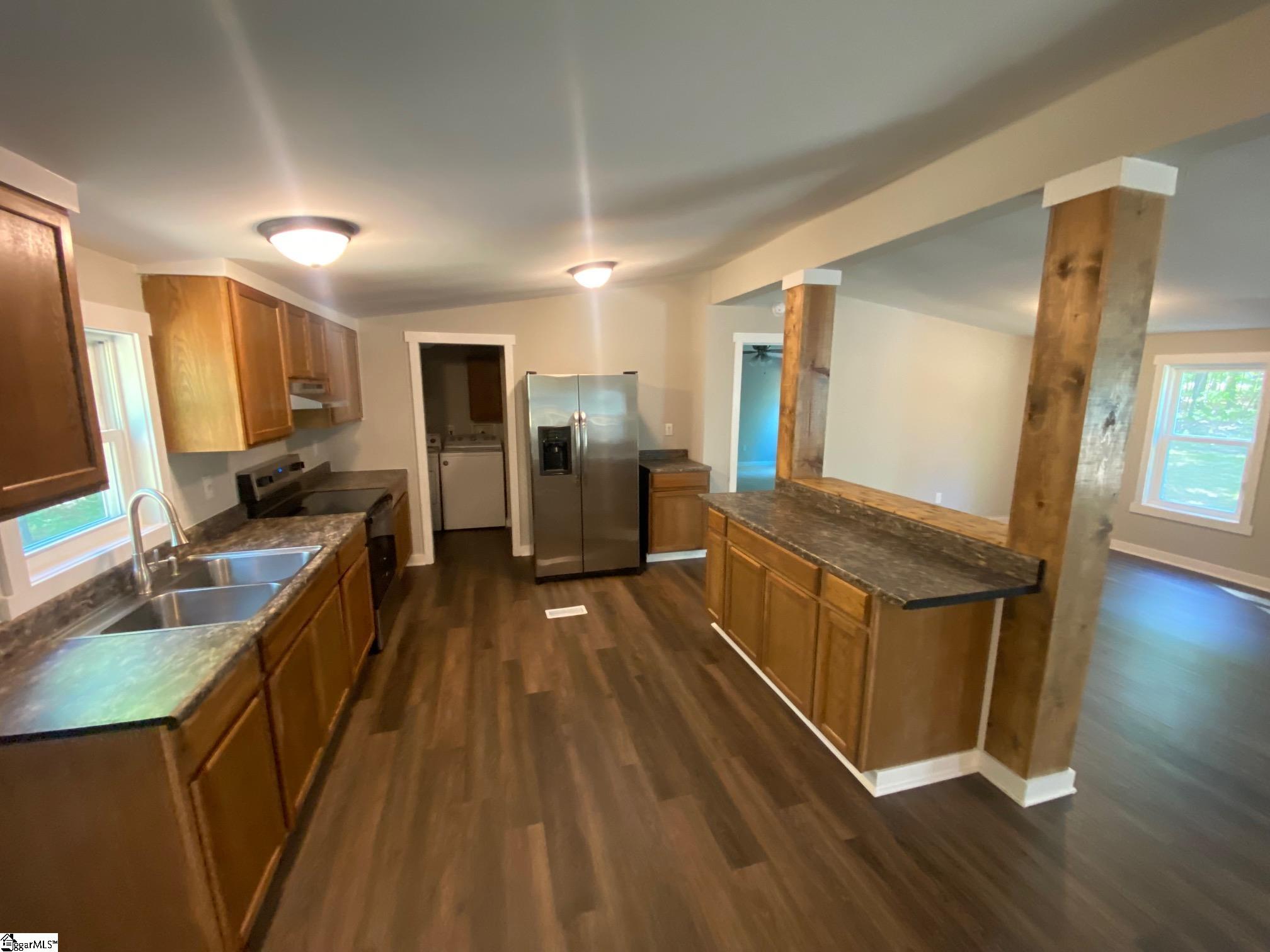 560 Carousel Road Gray Court, SC 29645 - Photo 32 of 39