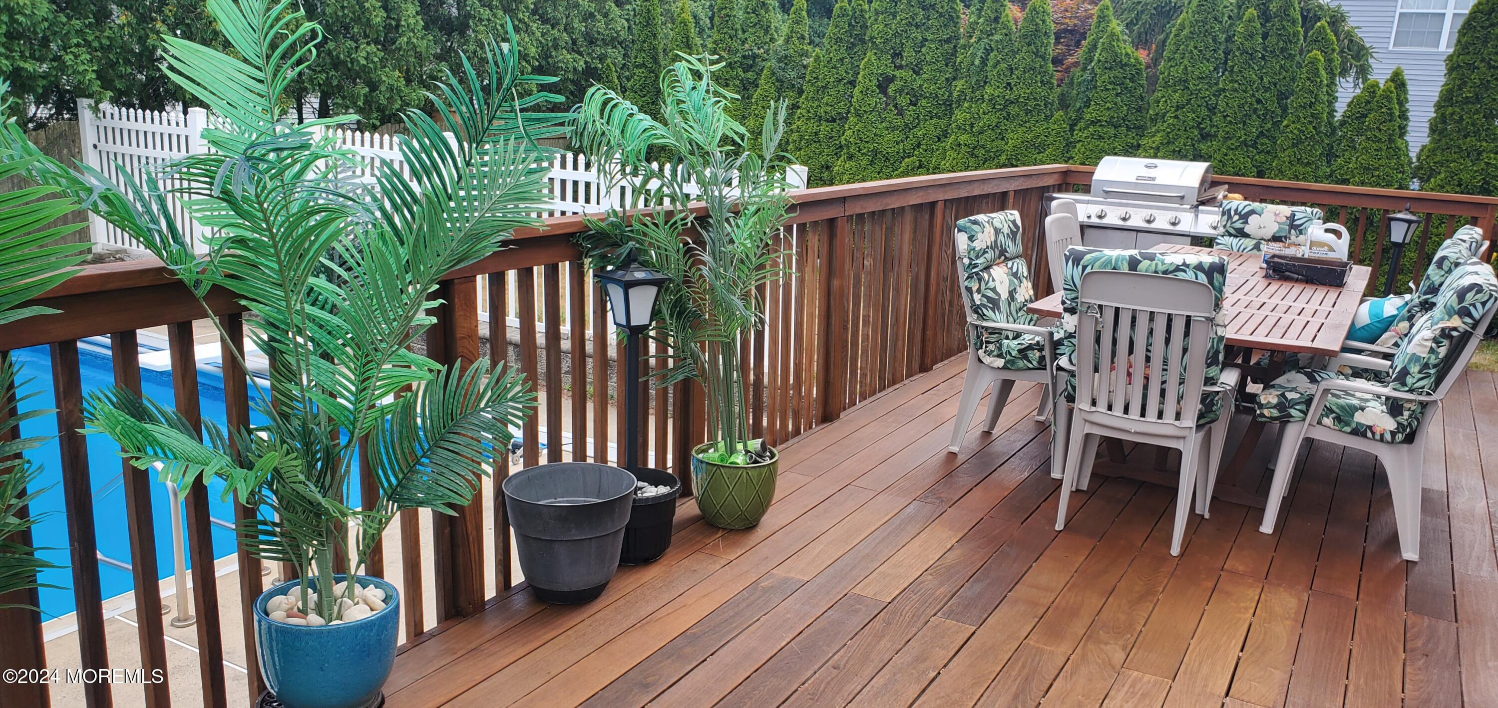 260 Lake Road Brick, NJ 08724 - Photo 4 of 47 Deck