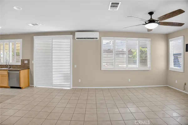 $3,600 | 1162 East E Avenue, Lancaster, CA 93535