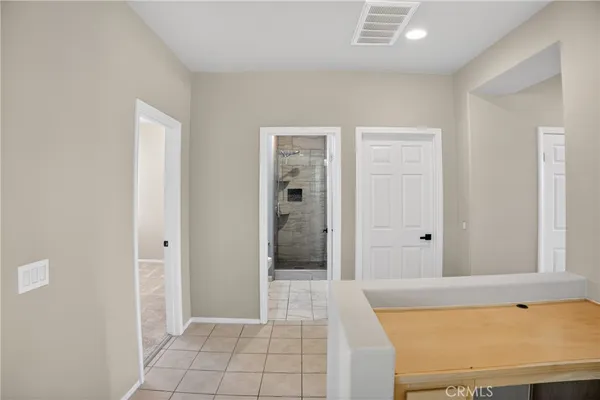 $3,600 | 1162 East E Avenue, Lancaster, CA 93535