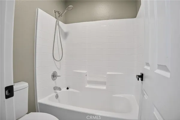 $3,600 | 1162 East E Avenue, Lancaster, CA 93535