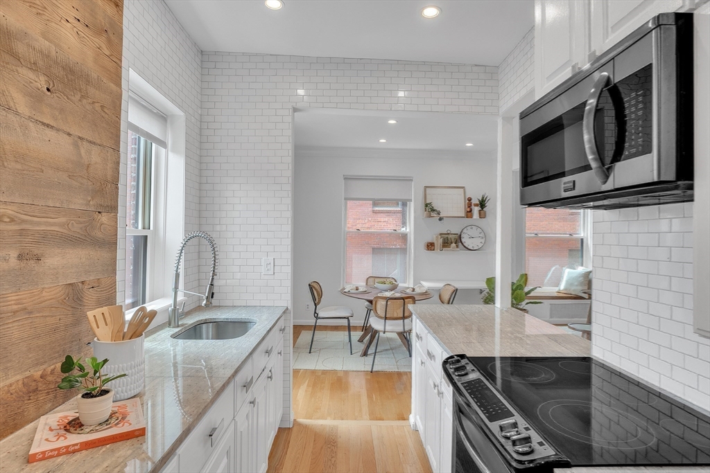 17 Cazenove Street, Unit 404B Boston, MA 02116 - Photo 12 of 37