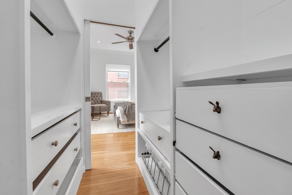 17 Cazenove Street, Unit 404B Boston, MA 02116 - Photo 24 of 37