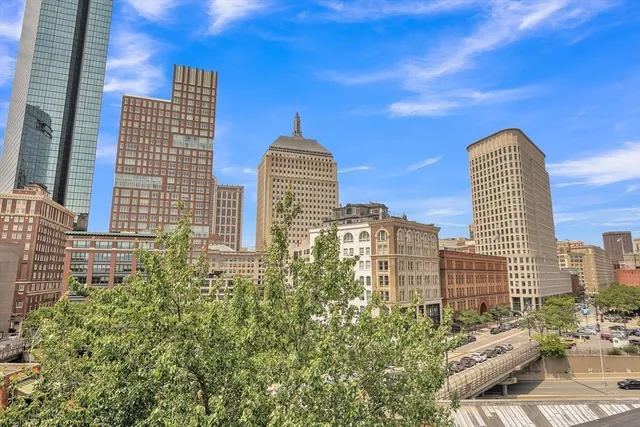 $4,750 | 17 Cazenove Street, Unit 404B, Boston, MA 02116